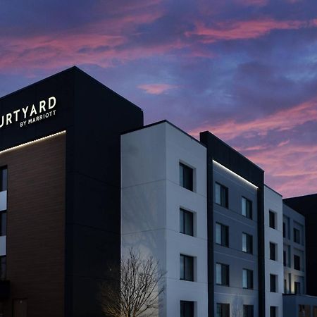 Courtyard By Marriott Buffalo Amherst/University Hotel Buitenkant foto