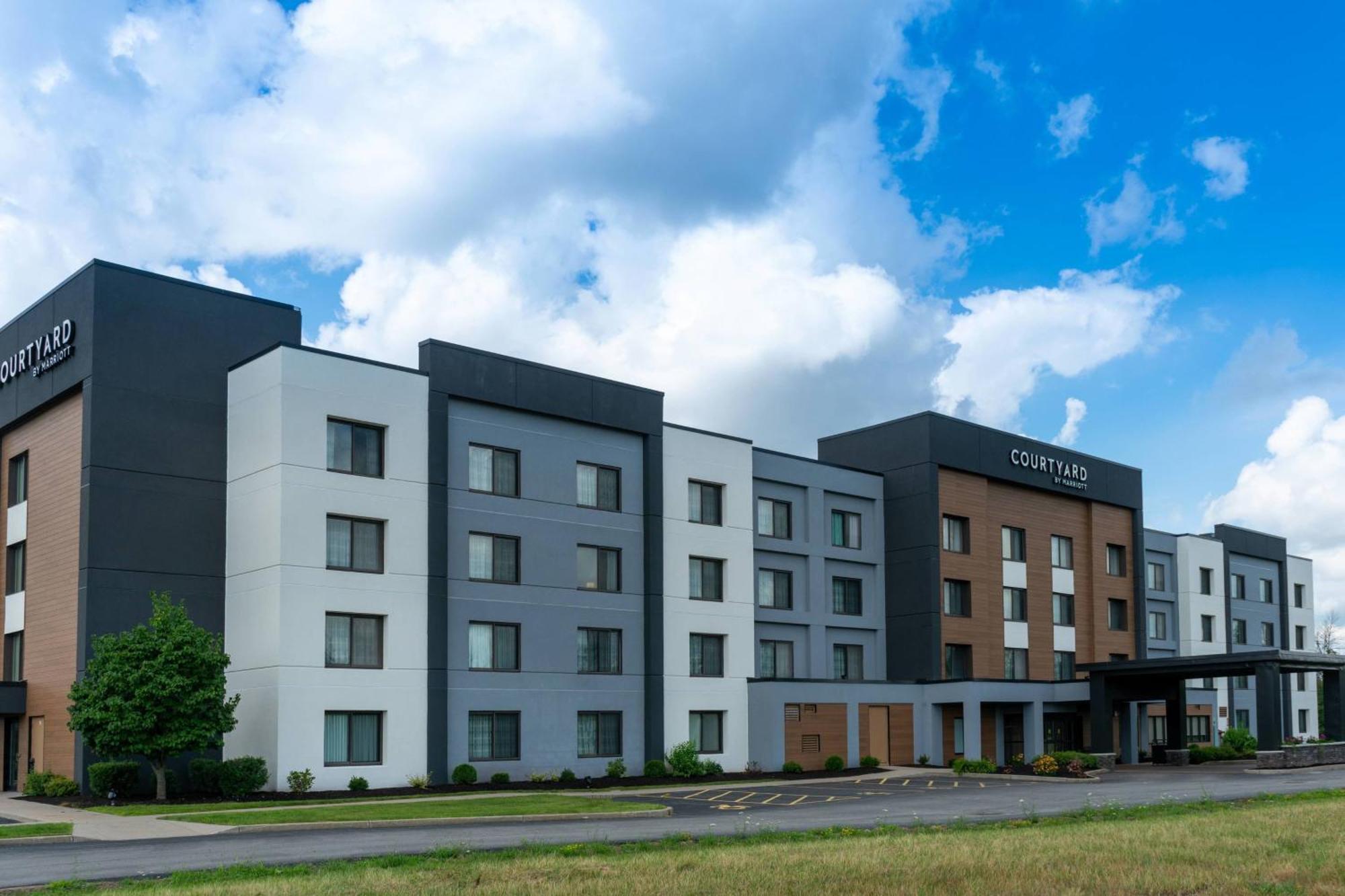 Courtyard By Marriott Buffalo Amherst/University Hotel Buitenkant foto