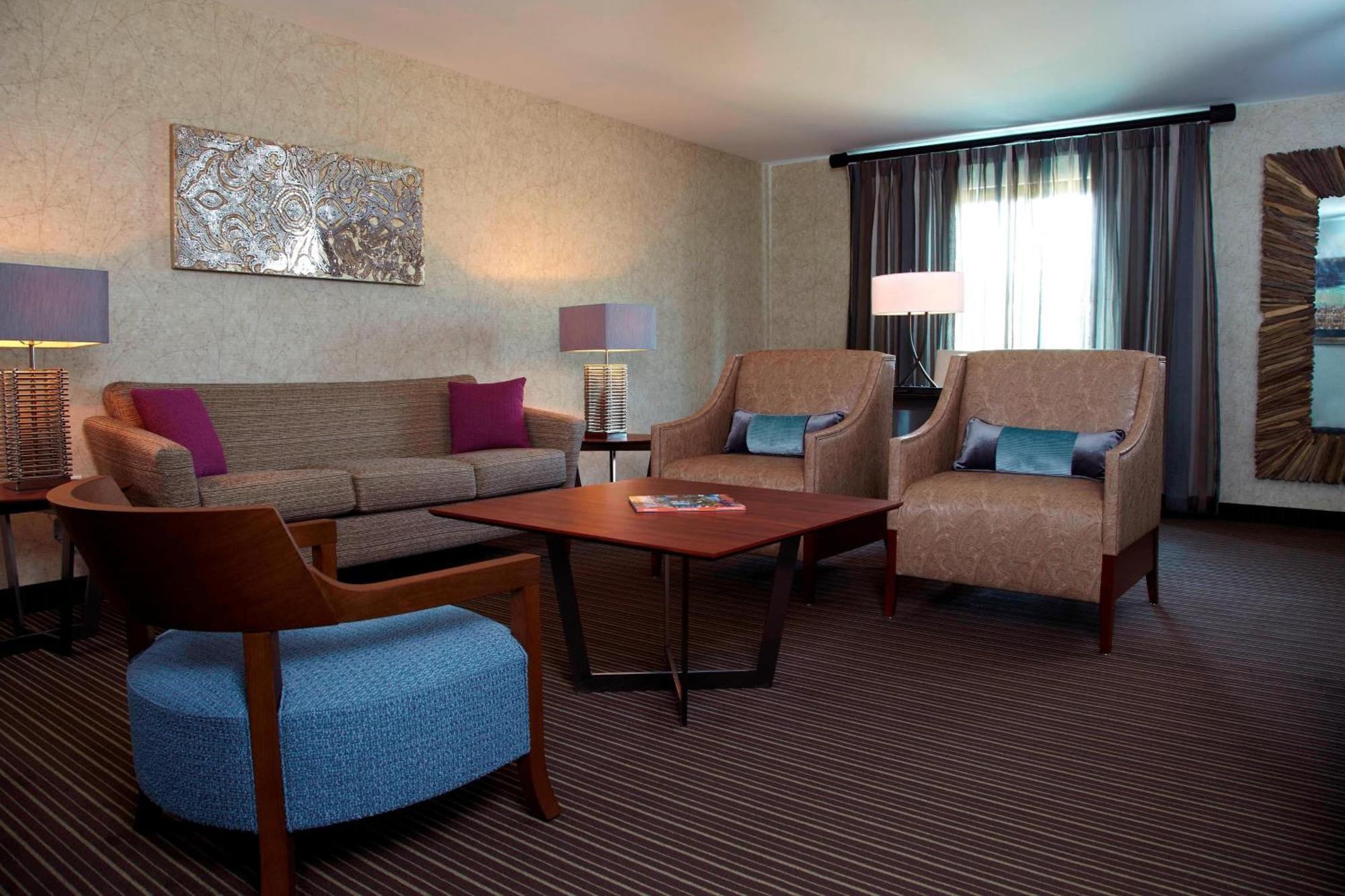 Courtyard By Marriott Buffalo Amherst/University Hotel Buitenkant foto